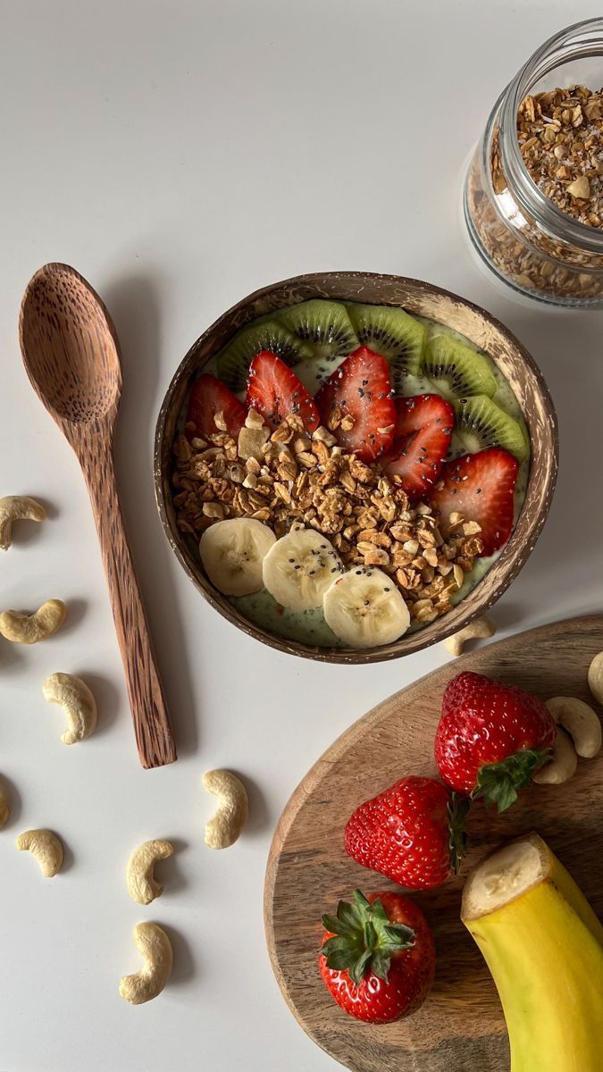 STRAWBERRY + CHIA SEED GRANOLA